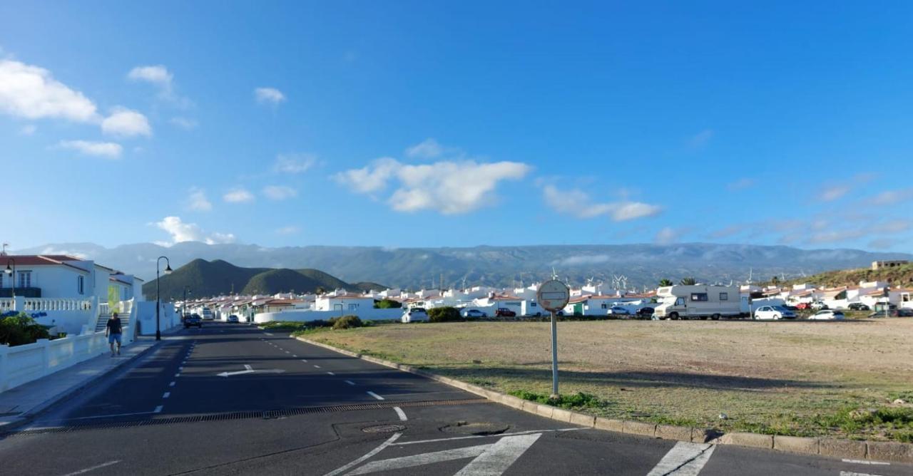 Abades Beach Houses By Apartamentos Estrella Del Norte Екстер'єр фото